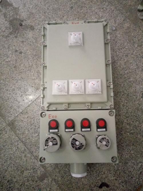 圖片關(guān)鍵詞 防爆插座箱